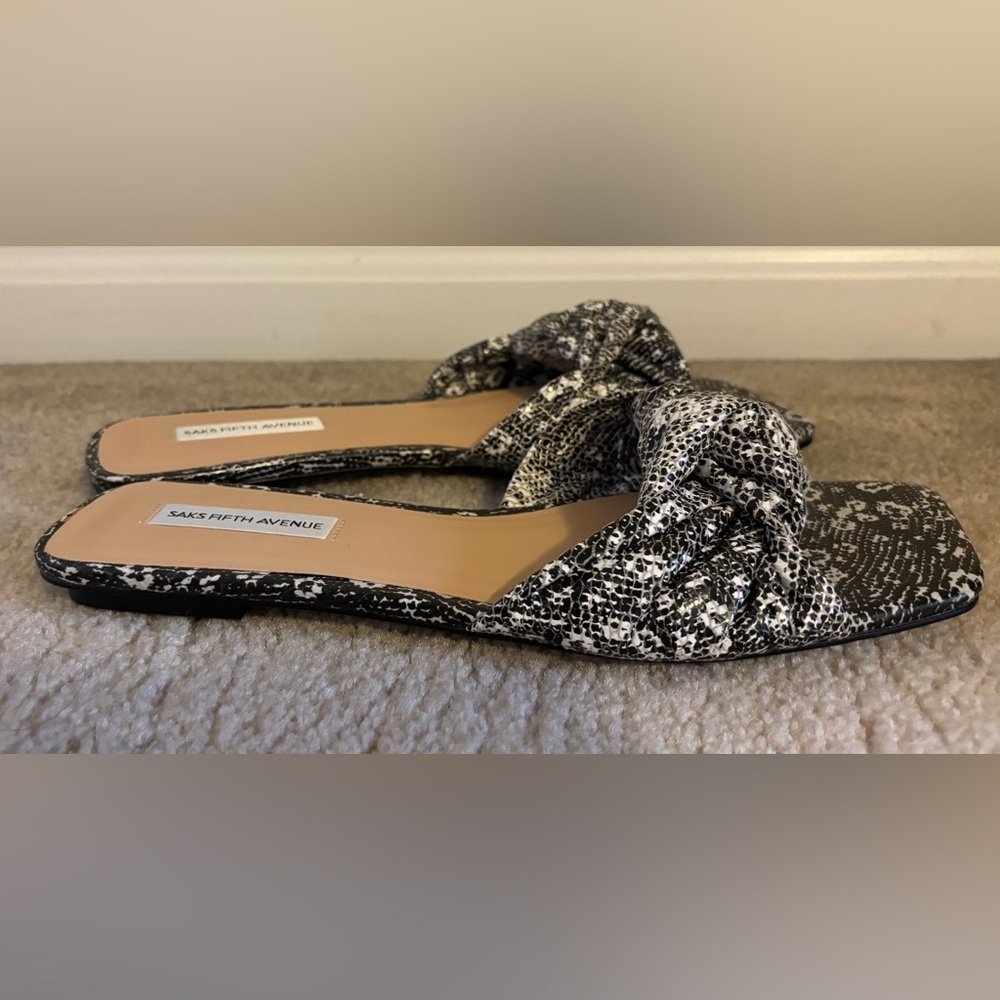 Saks Fifth Avenue Black and White Flats - Picture 2 of 5